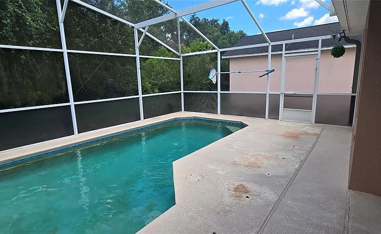 334 Reserve Dr — Photo 37
