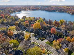 4481 Snail Lake Blvd, Shoreview, MN 55126