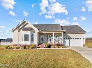 103 Raymond Ct, Pikeville, NC 27863