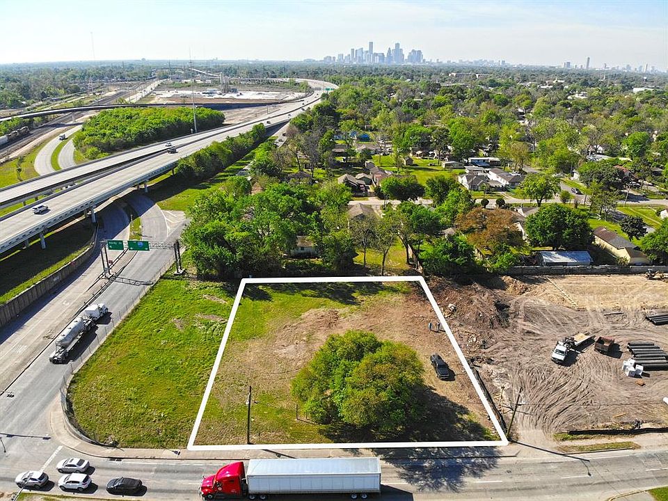 1st image of 1224B Crosstimbers St