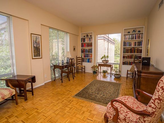 5th image of 1400 Kenesaw Ave APT 33A