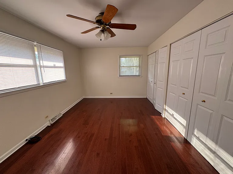 860 Madelyn Dr — Photo 8