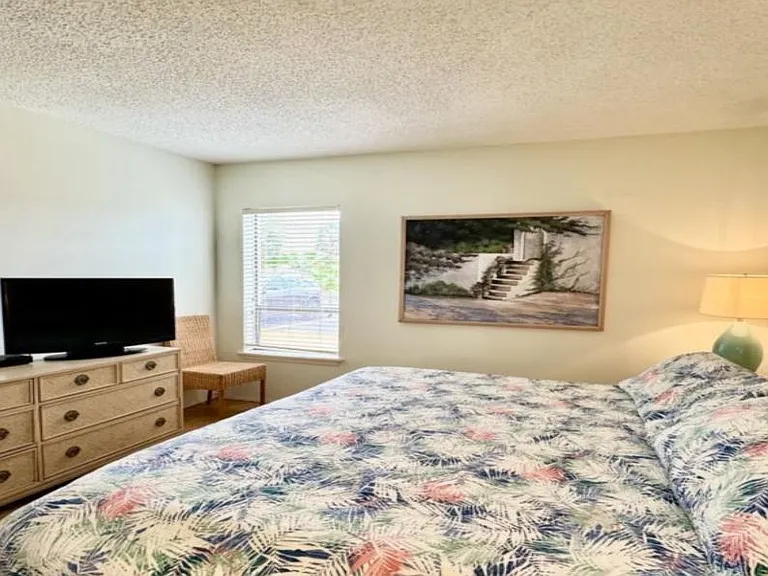 1912 Gulf Blvd #109 — Photo 8