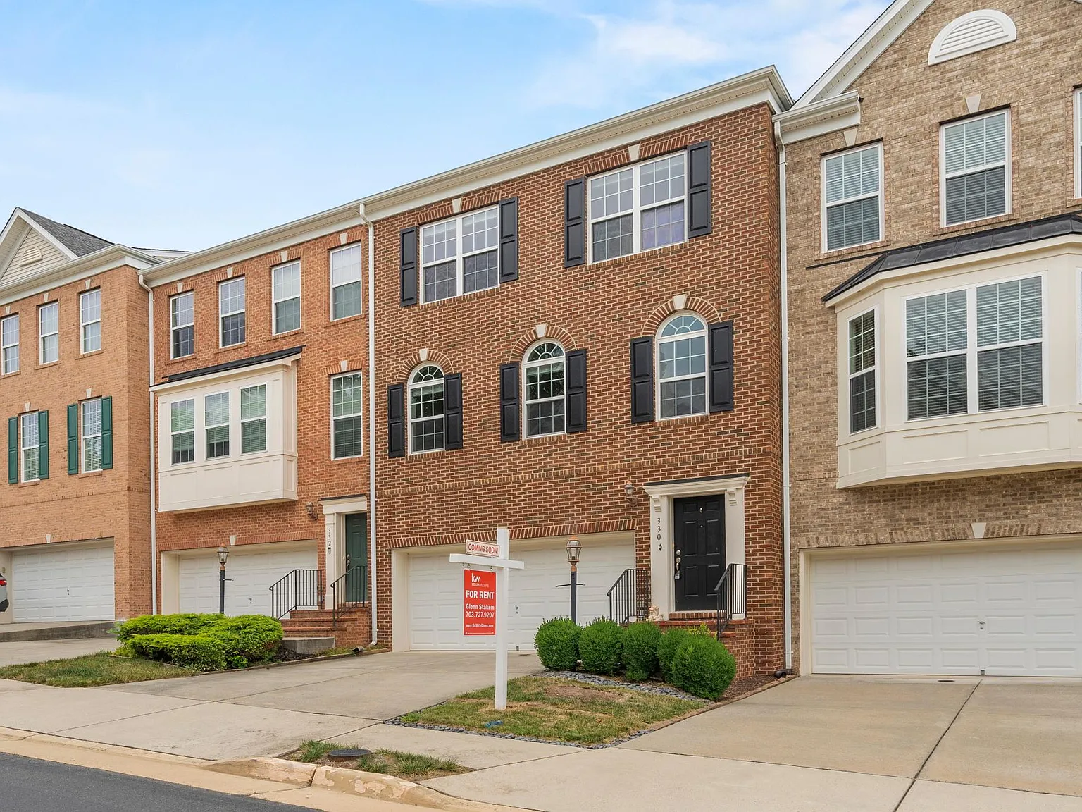 3 bed, 2734 sqft, $3,300 — Photo 1