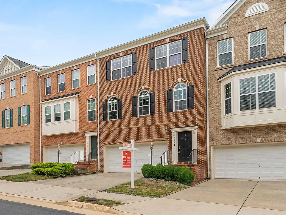 330 Caldwell Ter SE