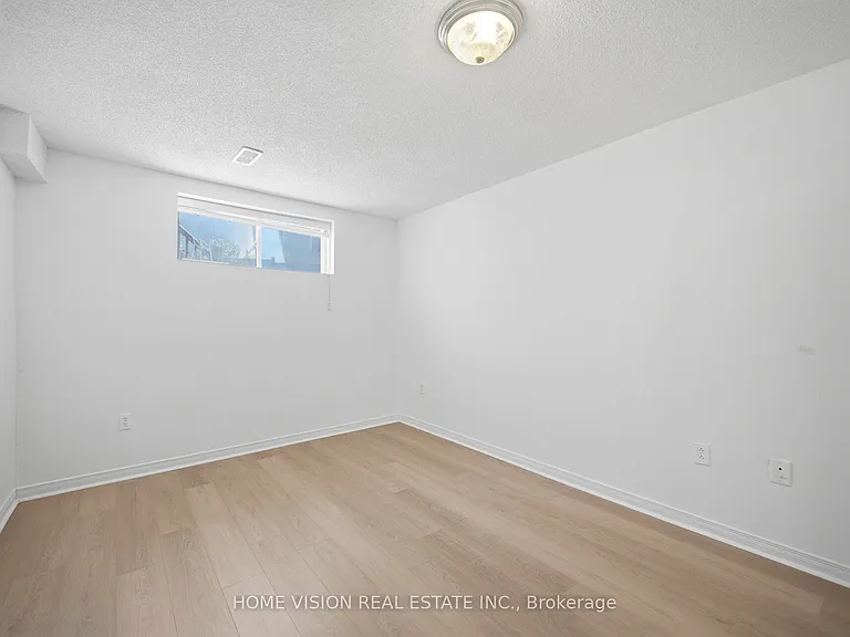 31 Wildsky Rd #BASEMENT — Photo 12