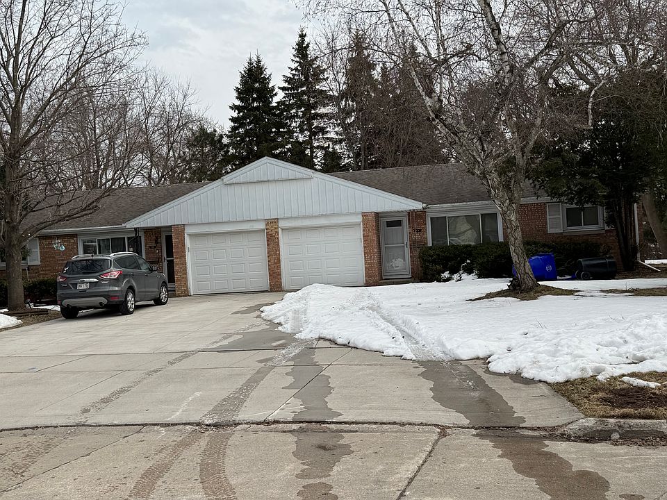 1st image of 44 S Meadows Dr