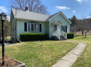 11 Turkey Hill Rd, Ithaca, NY 14850