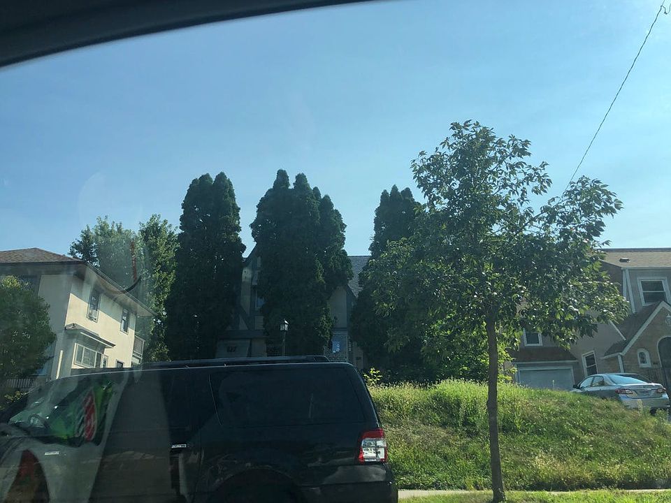 1st image of 1318 Washburn Ave N
