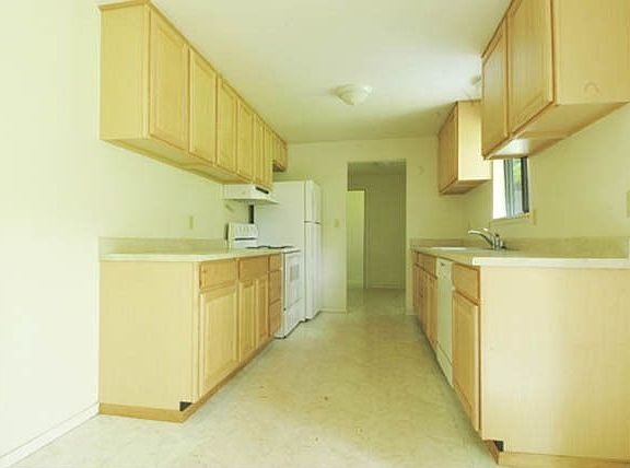 4th image of 10922 Lundstrom Dr SW