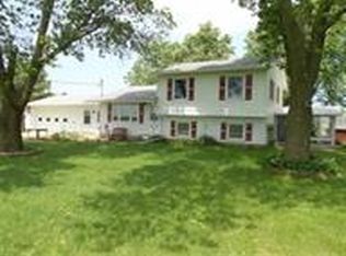 8819 Independence Ave, Waterloo, IA 50703