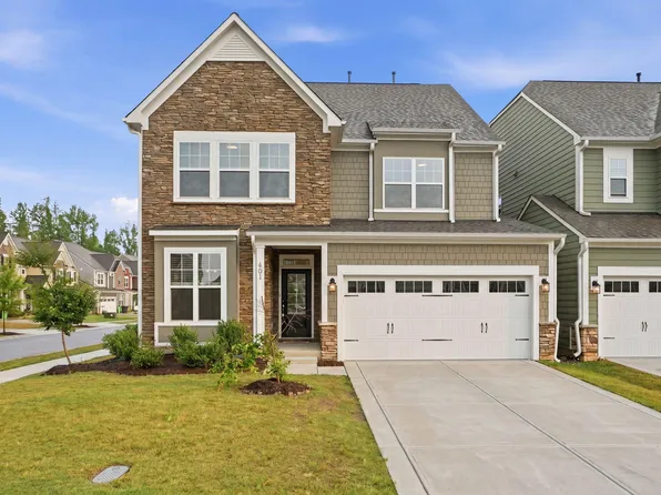 401 Ressler St, Holly Springs, NC 27540
