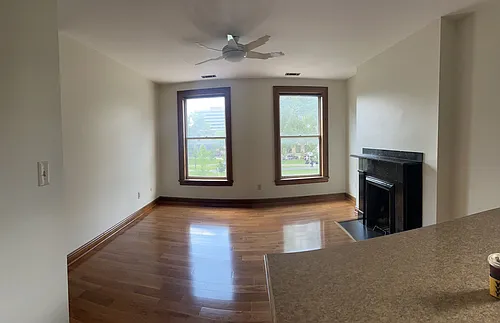 100 East North Ave Photo 1