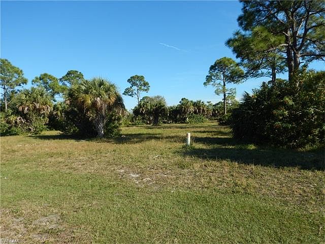 2nd image of 1061 Matecumbe Key Rd