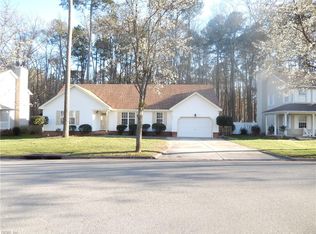 823 Reading Rd, Virginia Beach, VA 23451