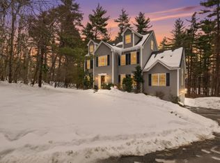 5 Stone Fence Dr, Derry, NH 03038