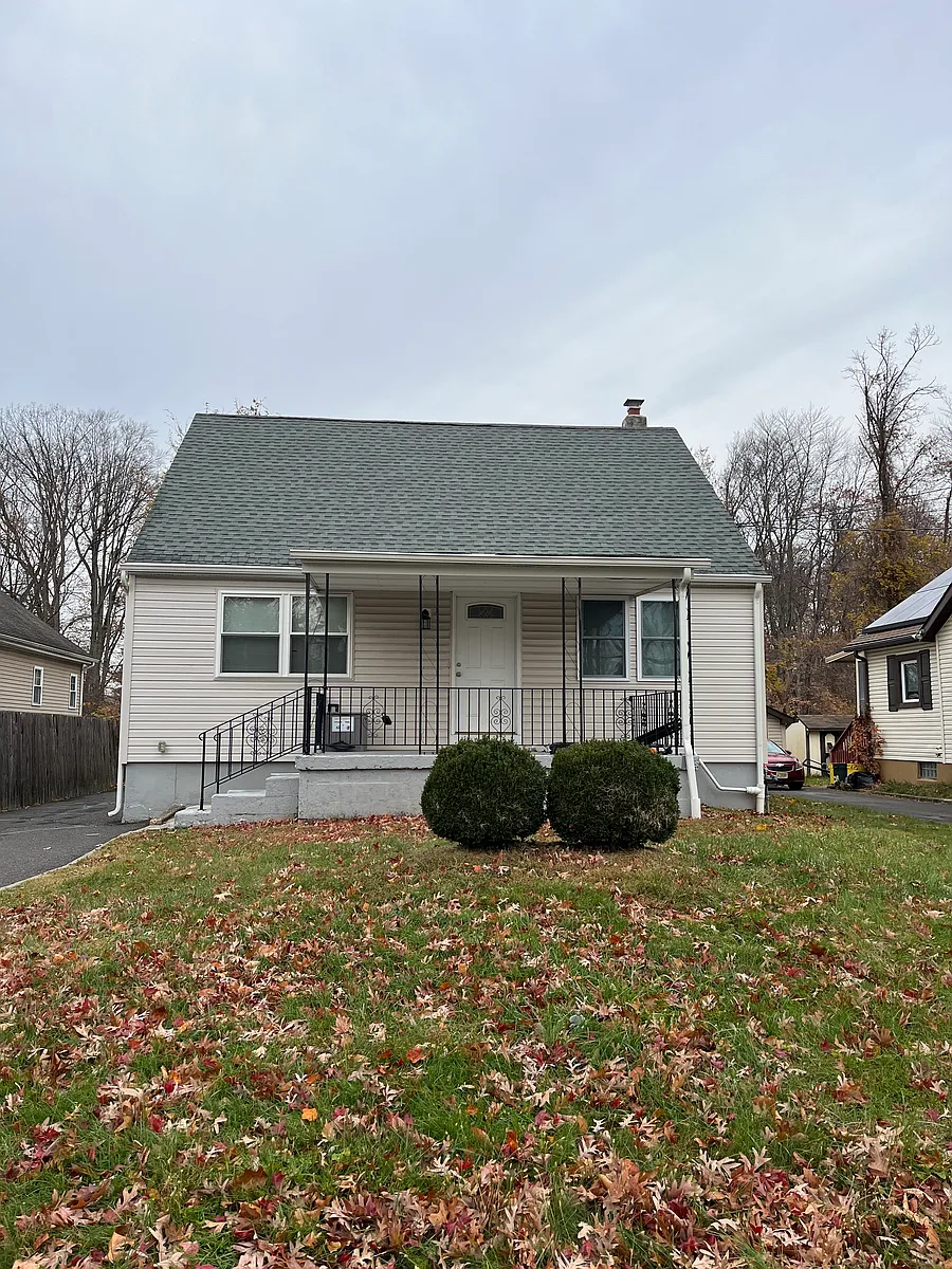 Building Photo - 106 Woodland Ave