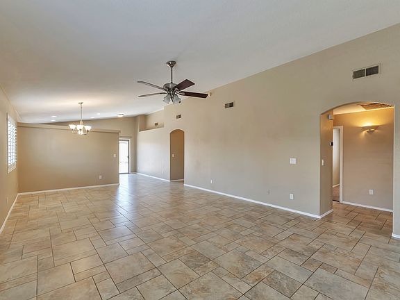 3rd image of 2645 W Cezanne Cir