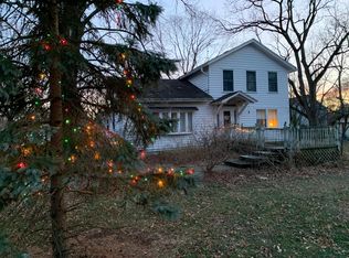 1224 Oswego Rd, Naperville, IL 60540