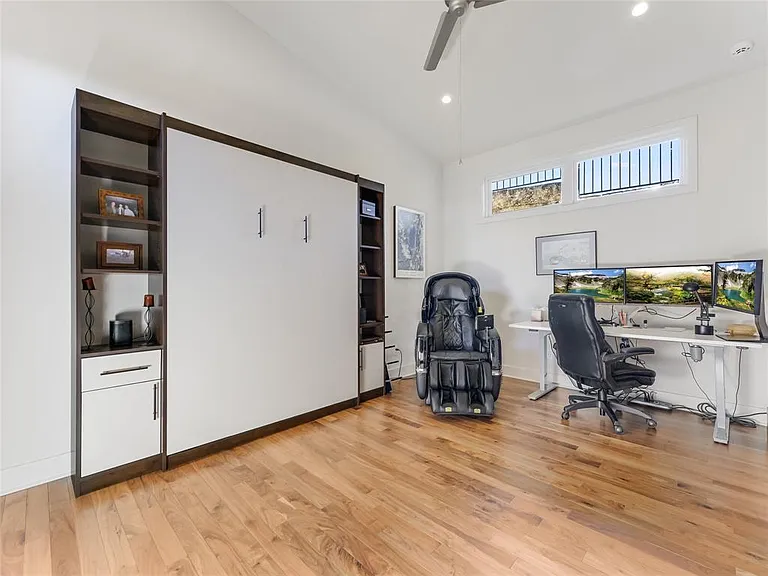 6813 Valburn Dr — Photo 11