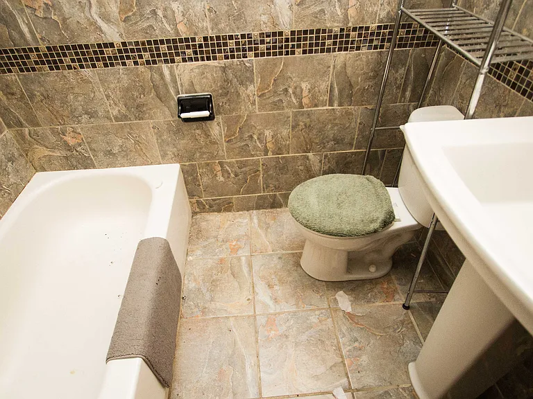 242 Central Ave #2L — Photo 17