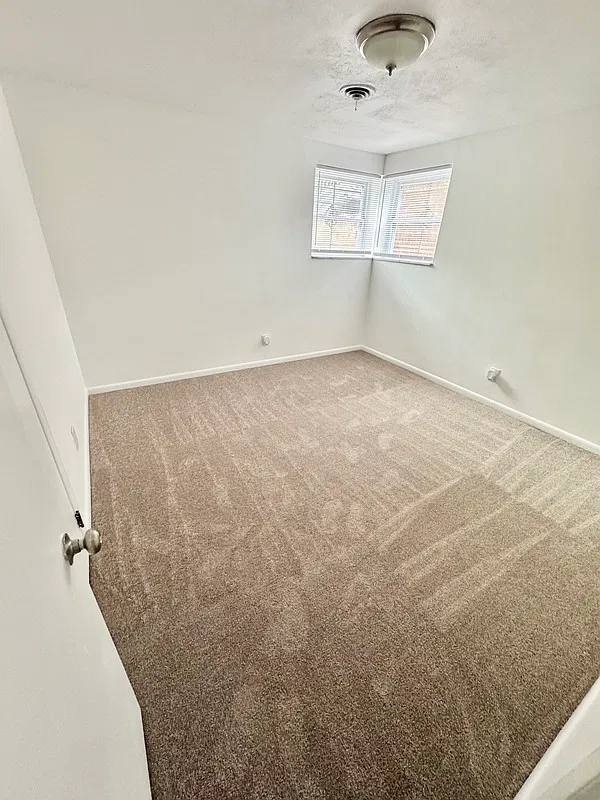 1 bed, 1.0 bath, 700 sqft, $1,195 — Photo 4