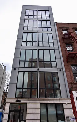 Rented by Bohemia Realty Group | media 12