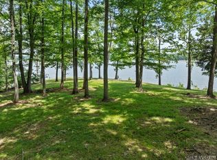 334 Lakeview Ln, Buffalo Jct, VA 24529