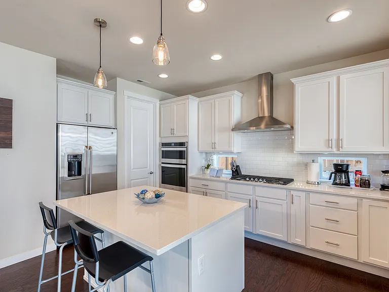 Open kitchen with gas range and oven to prepare your favorite meals!