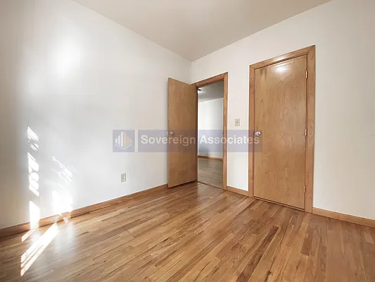 Rented by Sovereign Associates | media 9