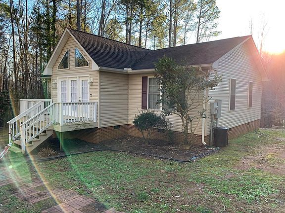 2nd image of 549 Anchor Dr