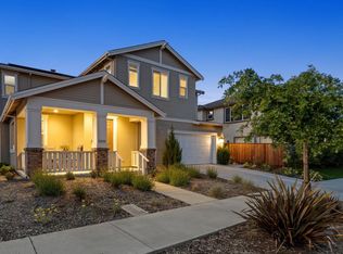 2505 Red Willow Dr, Santa Rosa, CA 95403