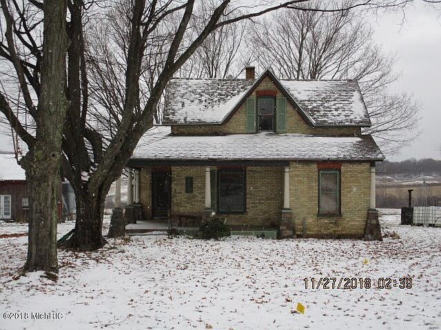 1st image of 687 S Oceana Dr