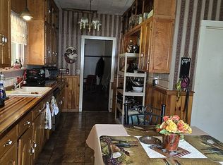 201 W 4th St, Emporium, PA 15834