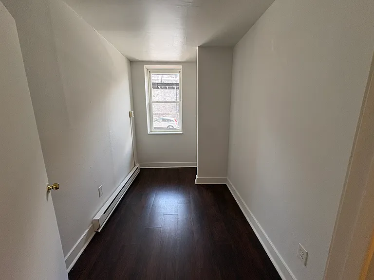 32 N 3rd Ave — Photo 6