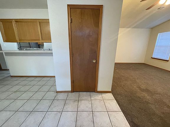 3rd image of 824-930 Railhead Dr #831