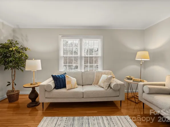 920 McAlway Rd, Charlotte, NC 28211