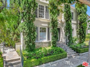 361 1/2 S Doheny Dr, Beverly Hills, CA 90211