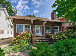 1485 Waterbury Rd, Lakewood, OH 44107