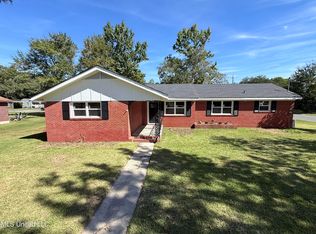 4330 Griffin St, Moss Point, MS 39563
