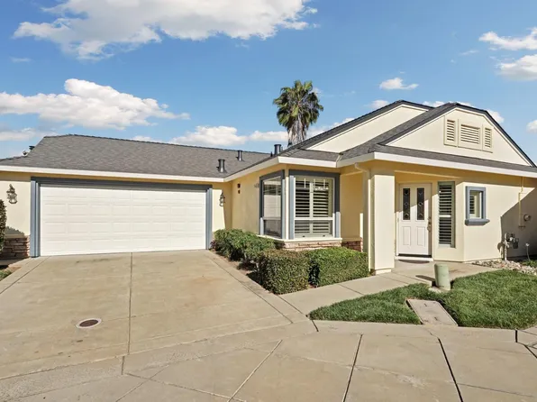 748 Young Ct, Galt, CA 95632