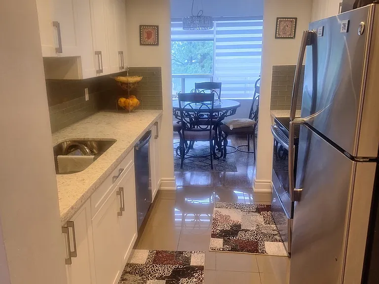 325 Webb Dr N #404 — Photo 2