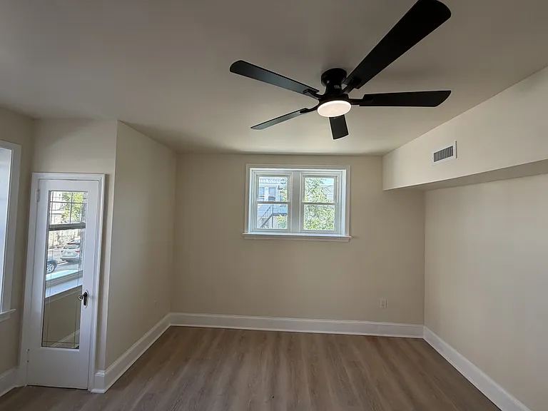 1651 W Grange Ave #2 — Photo 14