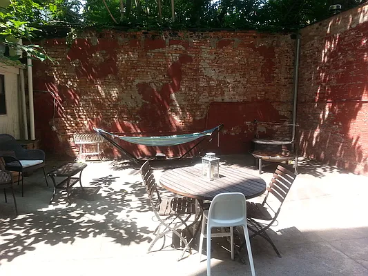 Rented by BLS Realty | media 30