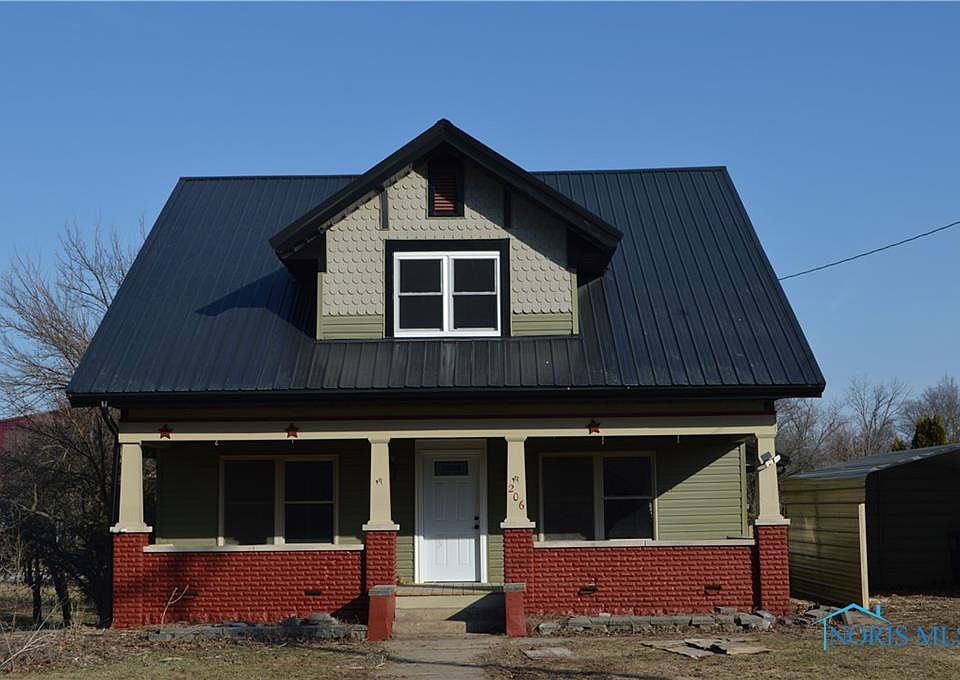 1st image of 206 W River St