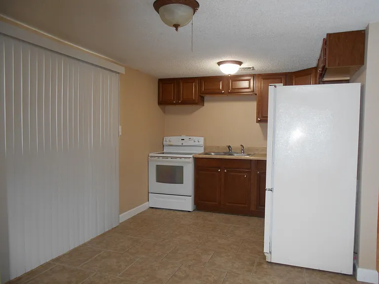 85 Bluff Rd — Photo 6