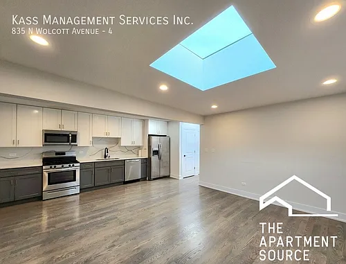 837 N Wolcott Ave #4 Photo 1