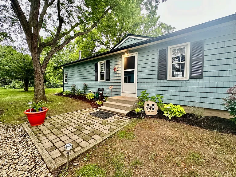 48 Smith Rd — Photo 33