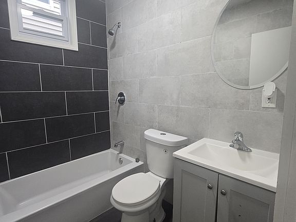 3rd image of 167 Munn Ave #G1