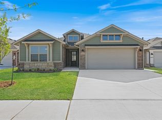 16008 Switchgrass Pl, Moore, OK 73170